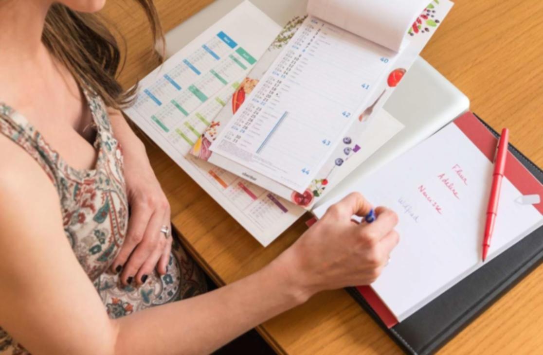 Analytics Dashboard mit verschiedenen SEO Metriken und Grafiken